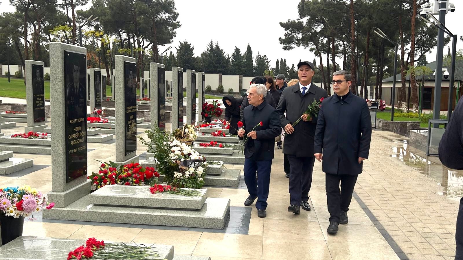 İdman Veteranları II Fəxri Xiyabanı ziyarət ediblər