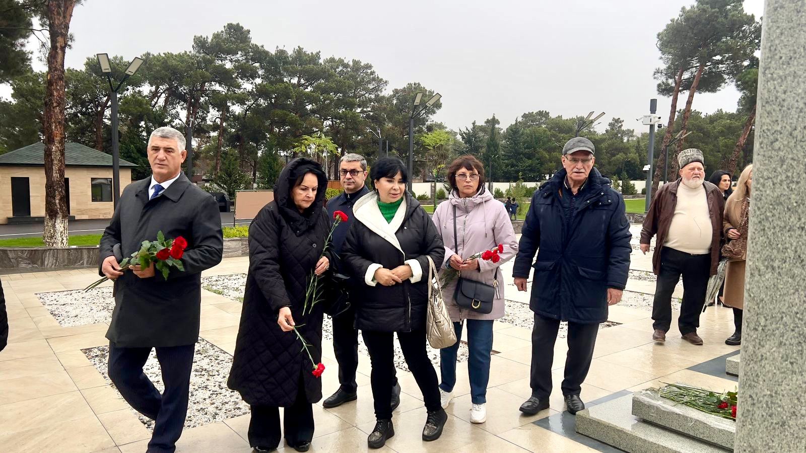 İdman Veteranları II Fəxri Xiyabanı ziyarət ediblər