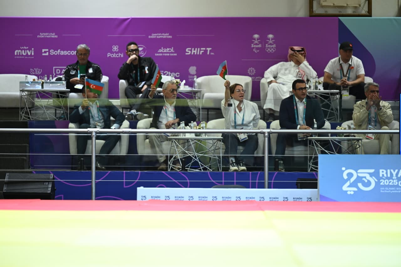 Azərbaycan komandası VI İslam Həmrəyliyi Oyunlarında ilk qızıl medalını qazandı