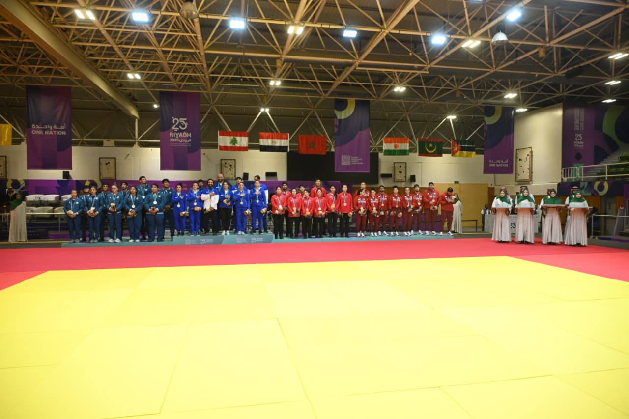 Çingiz Hüseynzadə mükafatlandırma mərasimində iştirak edib