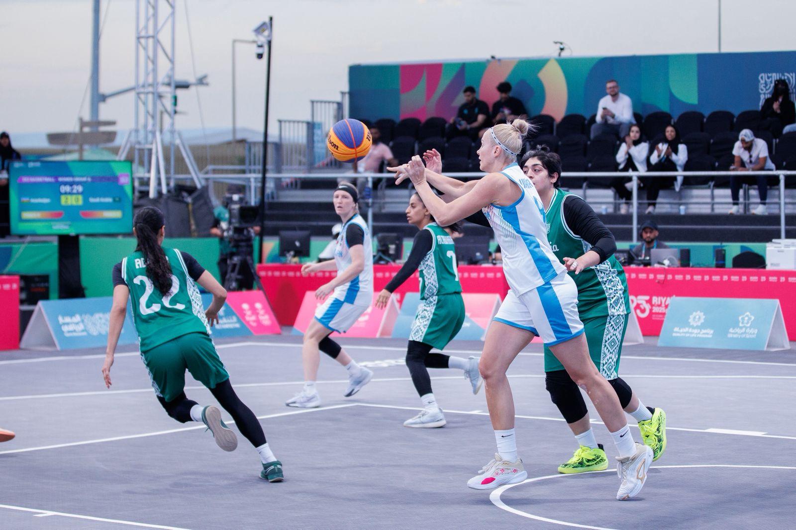 İslamiada: MOK-un vitse-prezidenti 3x3 basketbol və atletika yarışlarını izləyib