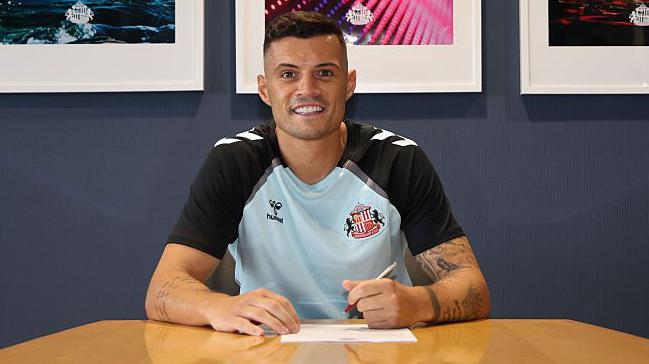 &quot;Sanderlend&quot;dən 35 milyonluq təklif