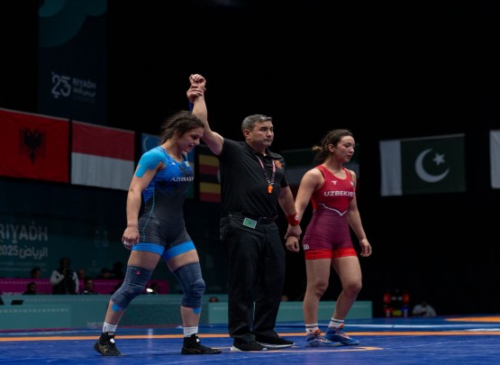 Daha bir güləşçimiz İslamiadanın finalında