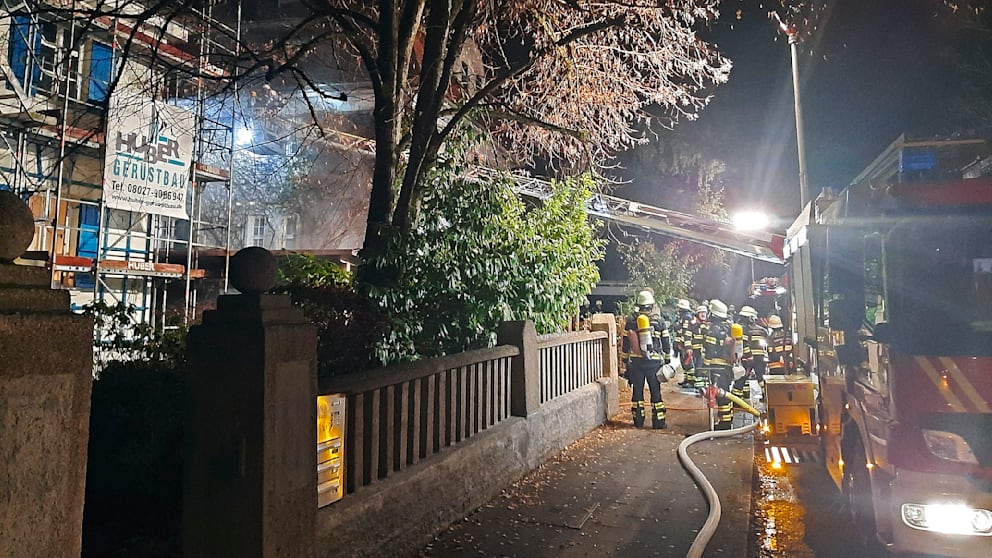 Futbolçunun evi yandı