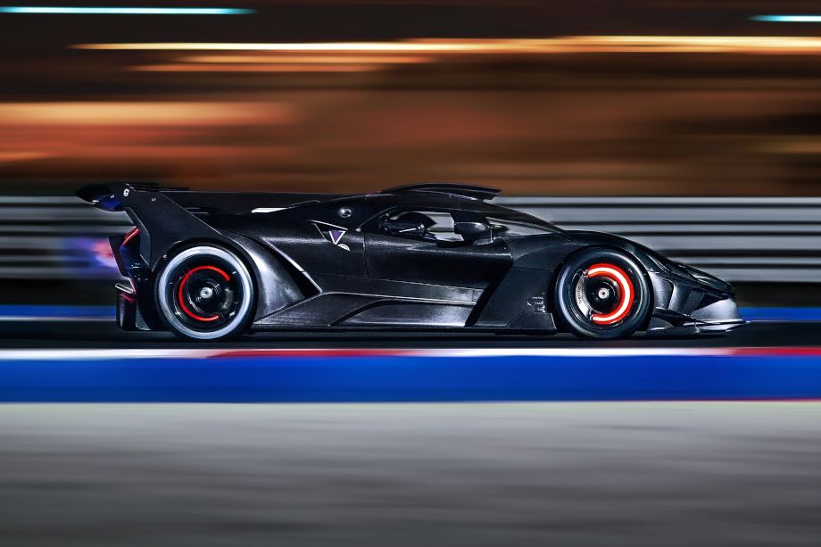 &ldquo;Bugatti&rdquo; 40-da dayandı - FOTO