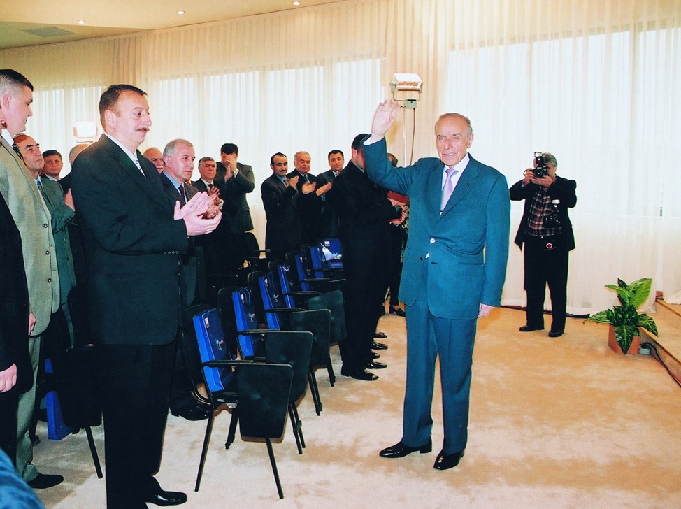 12 dekabr&nbsp;Ümummilli Lider Heydər Əliyevin anım günüdür