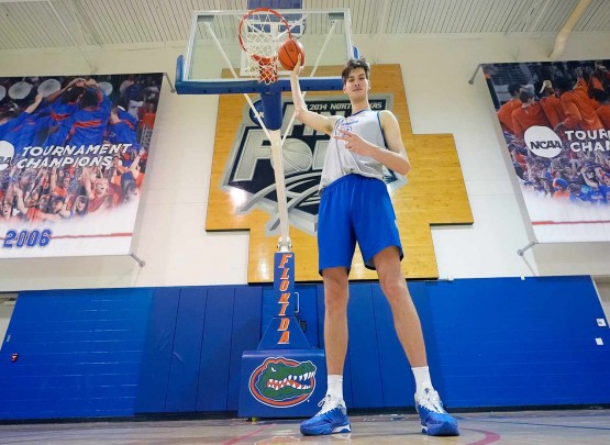 Kanadalı basketbolçu boyuna uyğun nəticə göstərdi