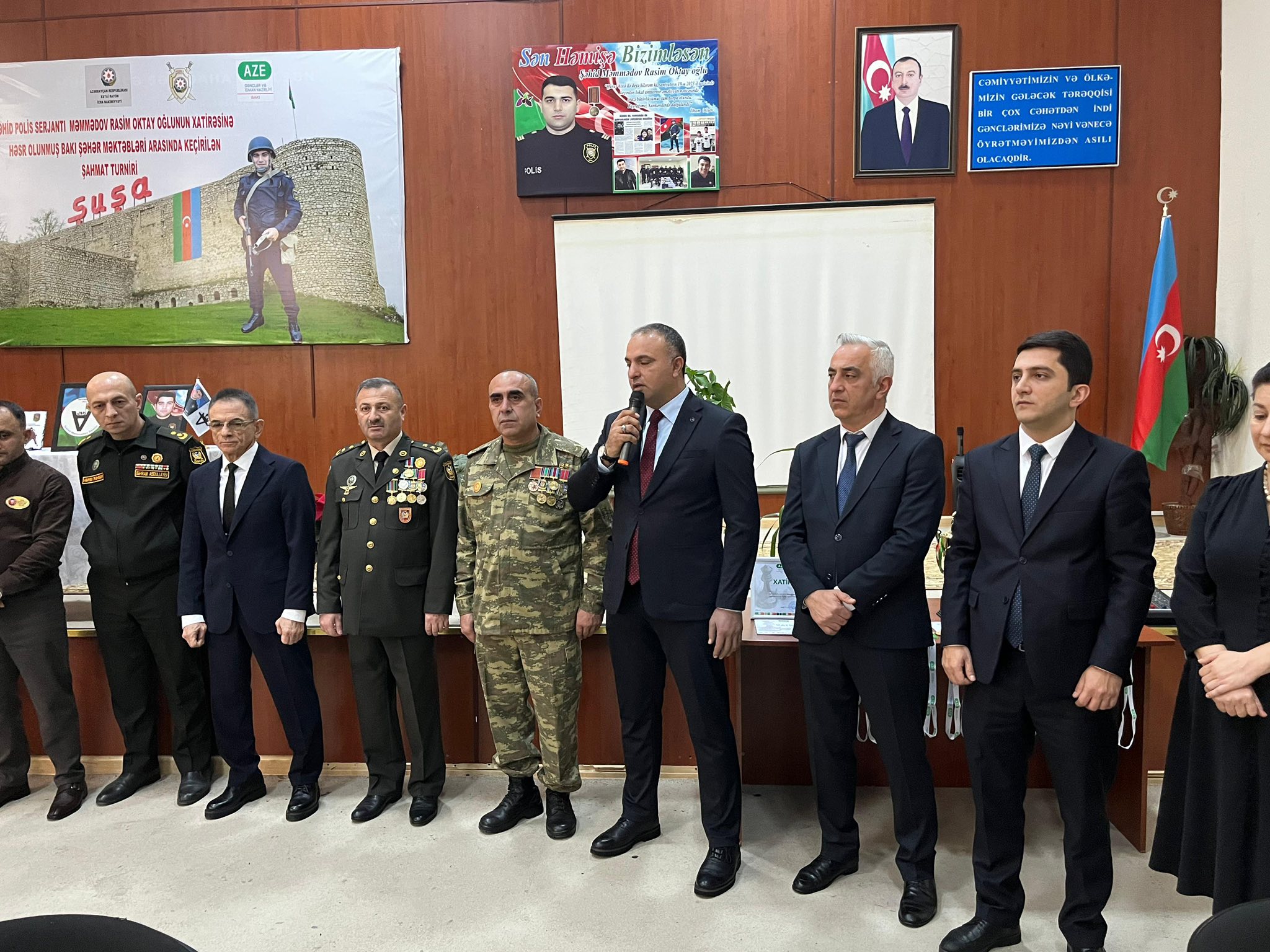 Xətai rayon məktəbliləri arasında şahmat turniri keçirilib