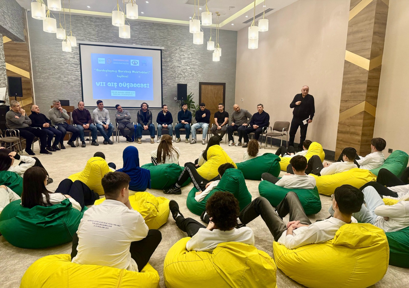 Olimpiya çempionları şəhid övladları ilə görüşüb