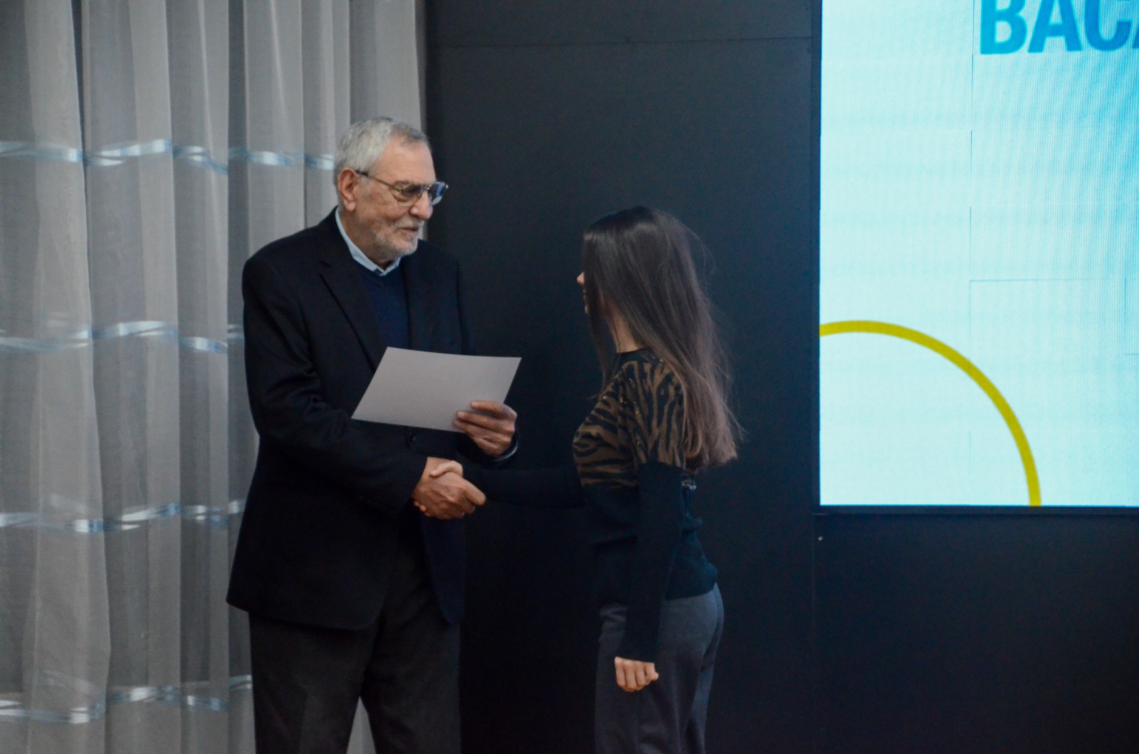 MOK-da &ldquo;Etik və psixoloji bacarıqlara güclü idmançı&rdquo; layihəsinin təltifetmə mərasimi keçirilib