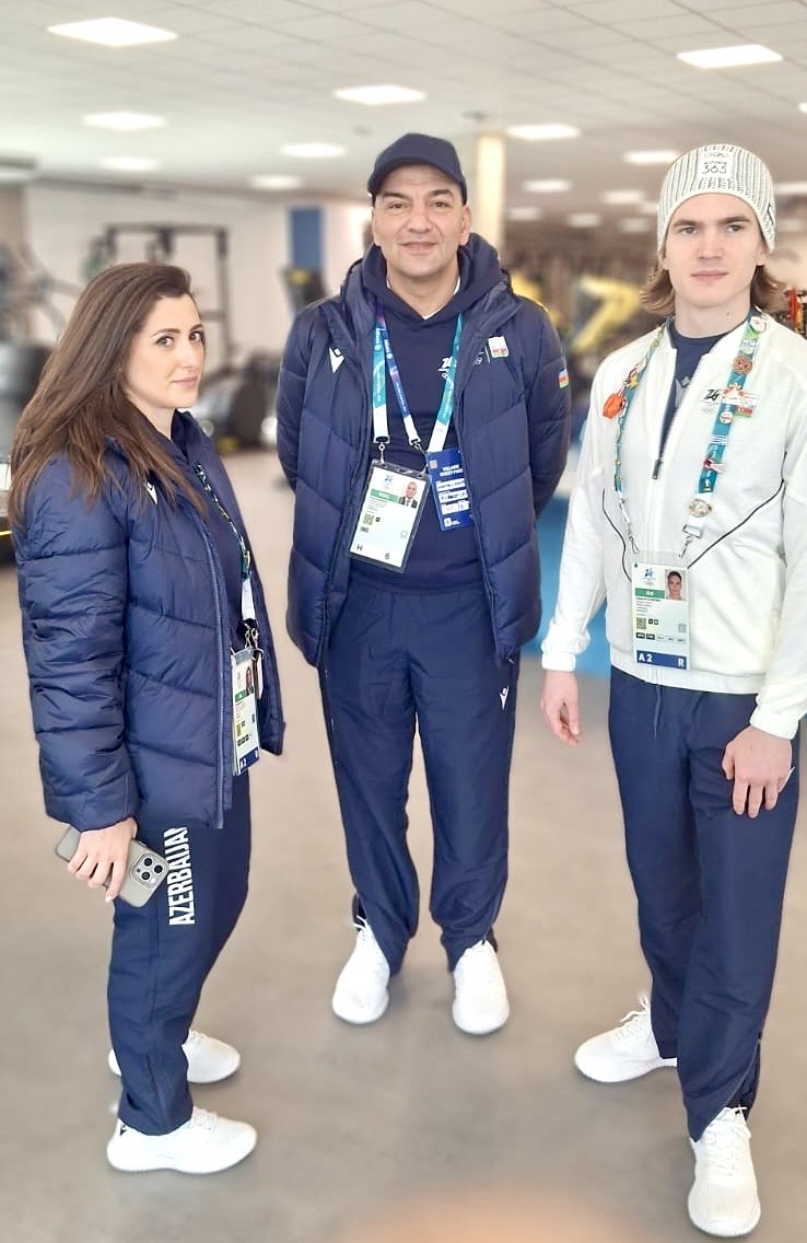 MOK RƏSMİLƏRİ MİLANDA ATLETLƏR KƏNDİNDƏ OLUBLAR