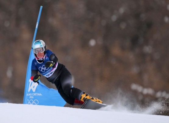 &nbsp;Norveçli xizəkçi altıncı çempionluğun sevincini yaşayır