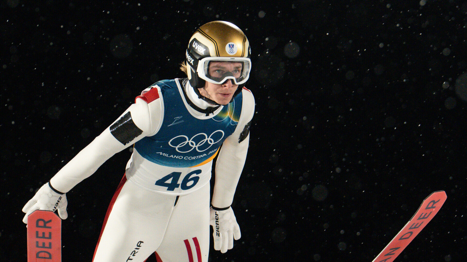 Avstriyalı idmançı ayaqqabıya görə cəzalandı