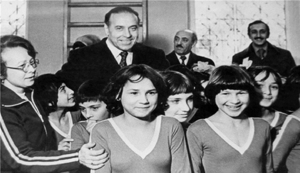 Azərbaycan İdman Akademiyasının qadın idmançıları (1933-2025)