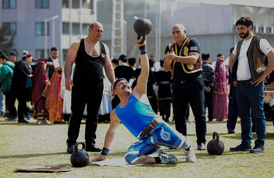 Novruz mərasimlərində milli xalq oyunları