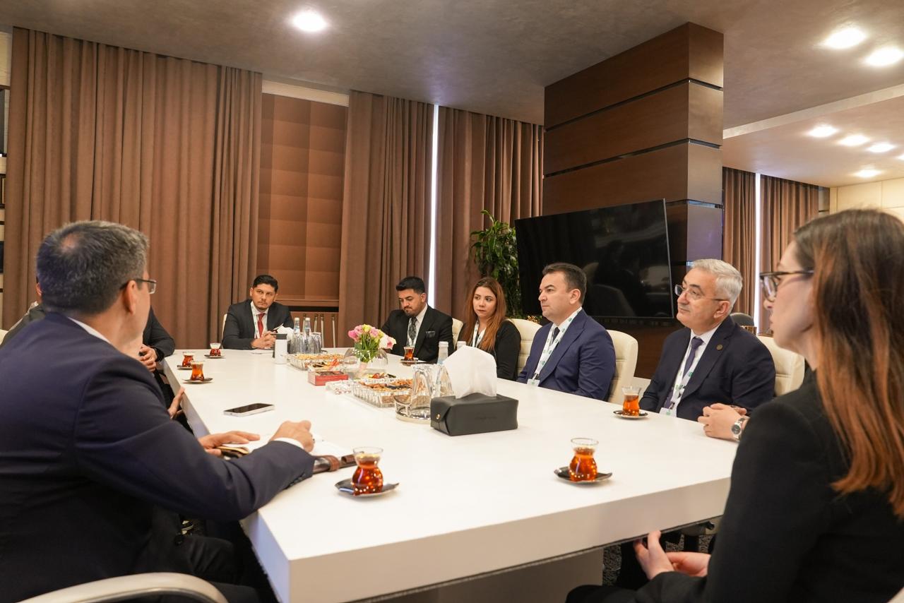 Azərbaycan və Türkiyə gənclər və idman sahəsində əməkdaşlığın perspektivlərini müzakirə edib