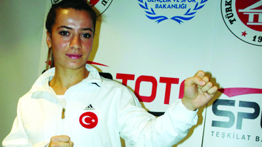 Türkiyəli karateçi Bakı-2015-də iştirak etmək üçün Avropa çempionatında yüksək yer tutmaq niyyətindədir