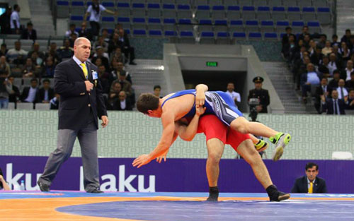 Yeniyetmə güləşçilər Tiflisdən altı medalla qayıdıblar