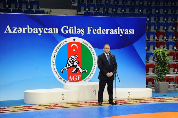 Güləş üzrə Azərbaycan çempionatının açılış mərasimi keçirilib