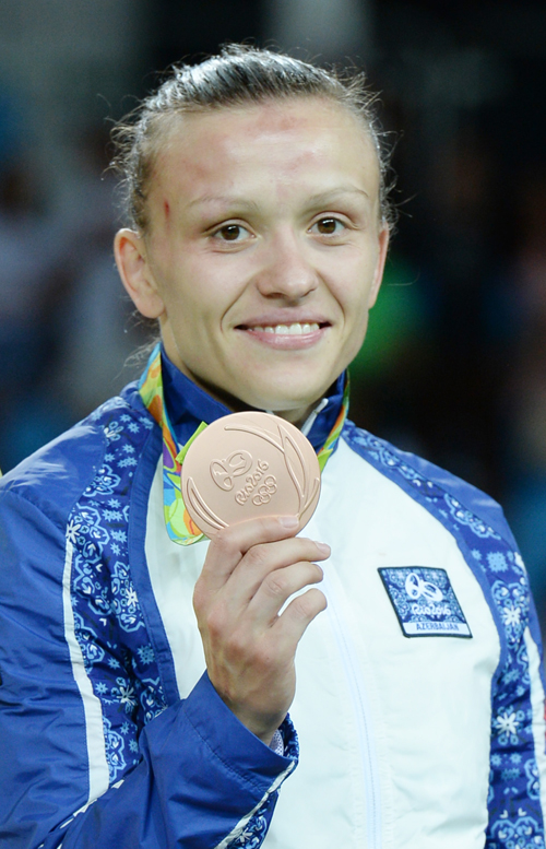 Qadın güləşçimiz Yay Olimpiya Oyunlarının bürünc medalına sahib oldu - FOTOLAR