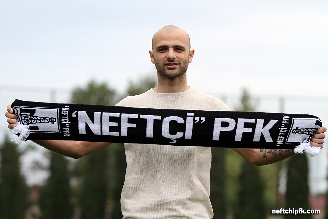 Rəşad Eyubov "Neftçi"də