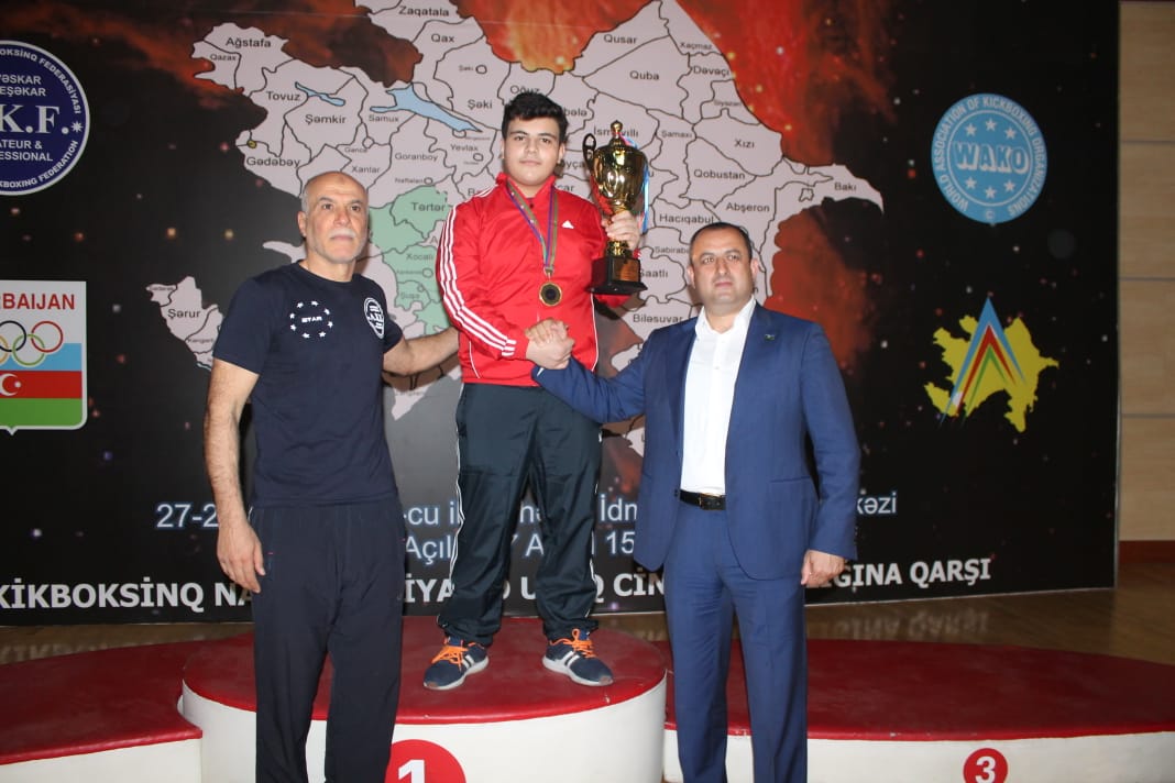 Nazim Həsənov Azərbaycan çempionudur - VIDEO