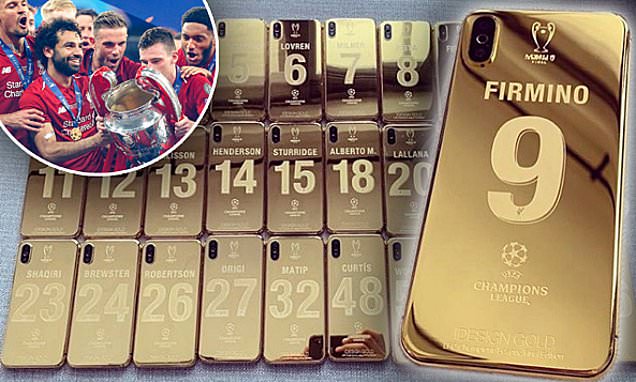 "Liverpul" rəhbərliyi oyunçulara telefon hədiyyə edib