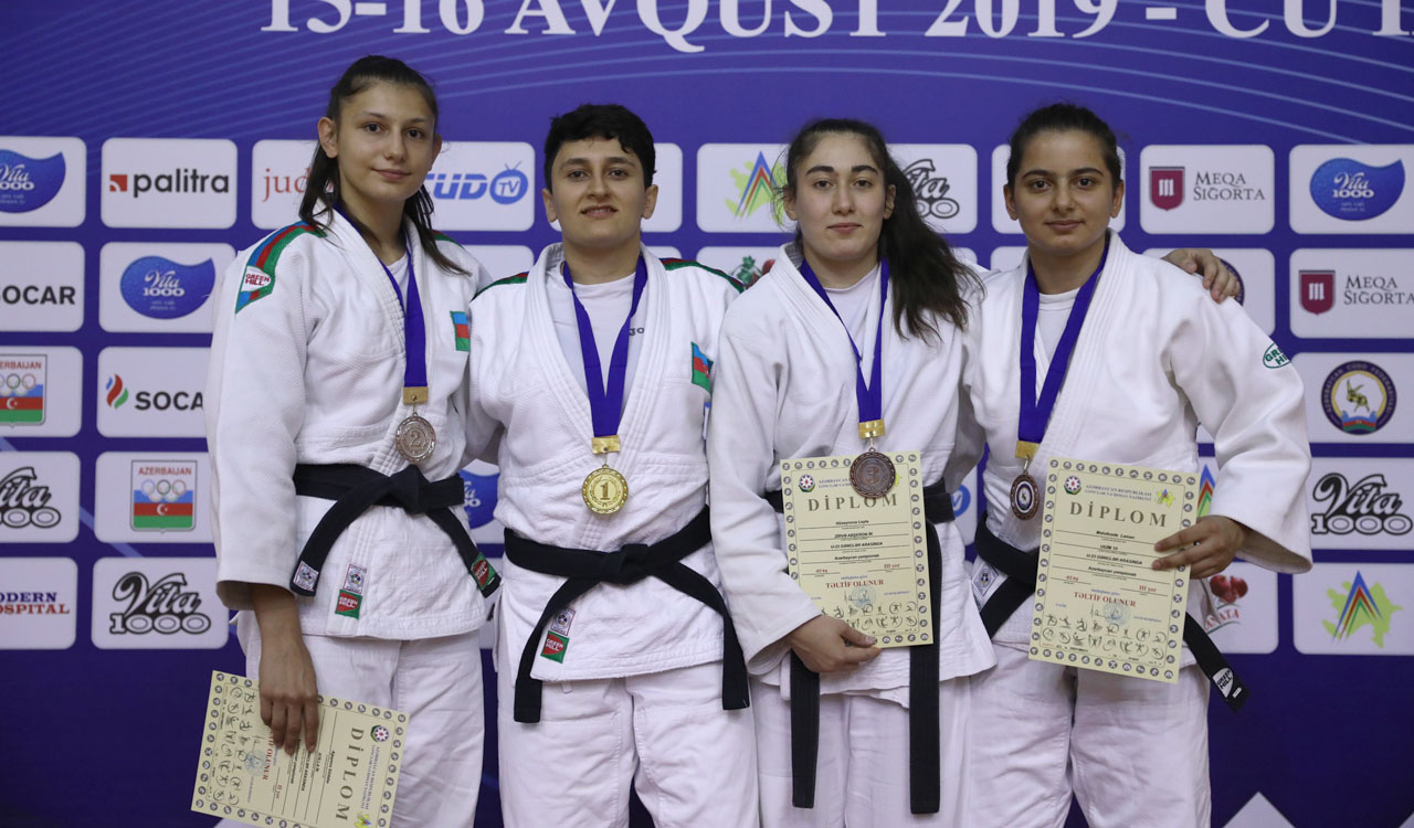 “Judo Club 2012”nin gənc cüdoçuları Azərbaycan birinciliyinin qalibi oldular