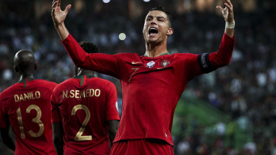 Ronaldo 700 qol həddinə çatdı