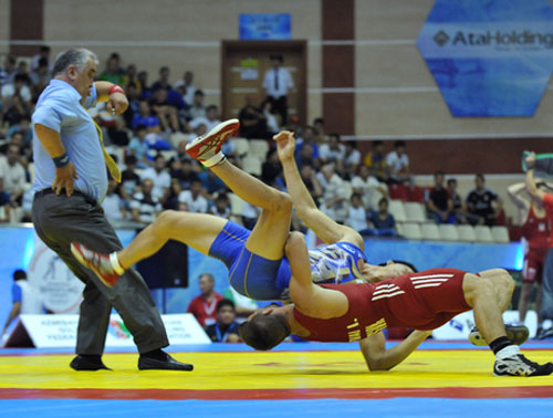 Azərbaycan pəhləvanları final mərhələsinin sonuncu günü 10 medal qazandılar